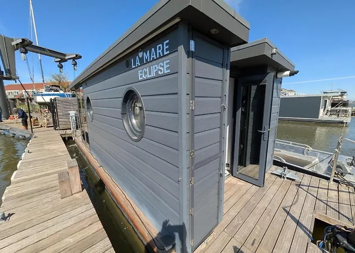 ספינת מלון Gezellige Houseboat Eclipse Nabij Amsterdam מוניקנדאם